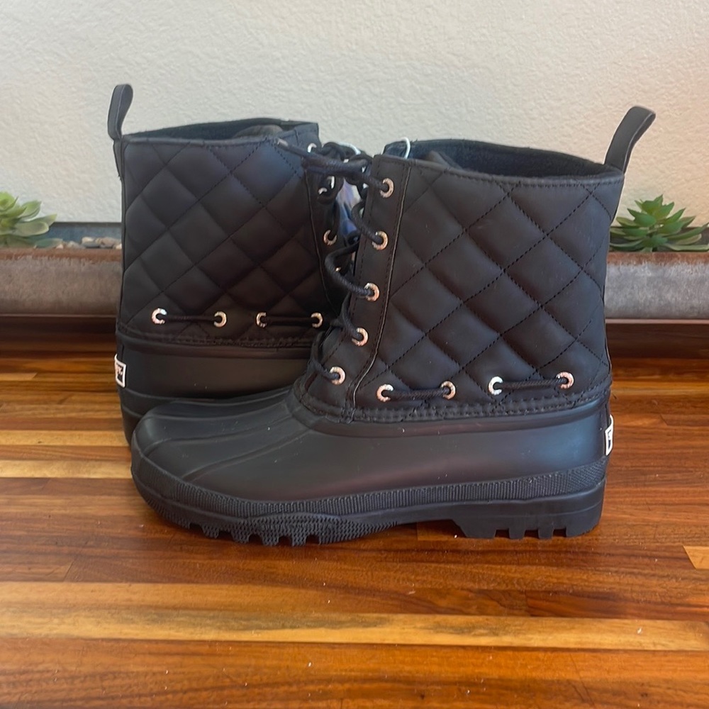Sperry boots